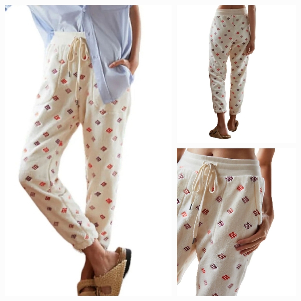 Anthropologie | Daily Practice | Oh So Cozy Embroidered Fleece Joggers size S